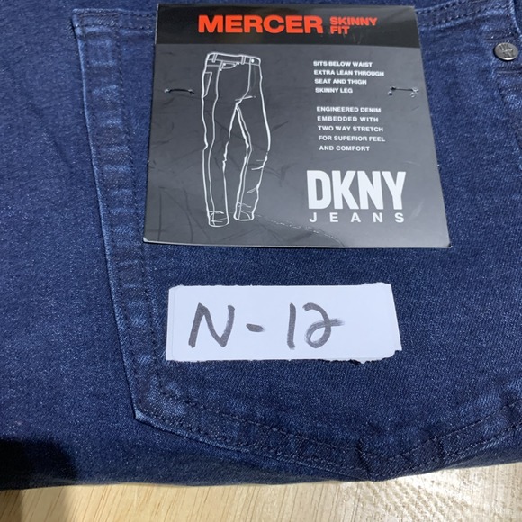 DKNY Mercer Men's 36x30 Jeans Skinny Fit City Blue Cotton Stretch NWT $79.50 - Picture 11 of 11